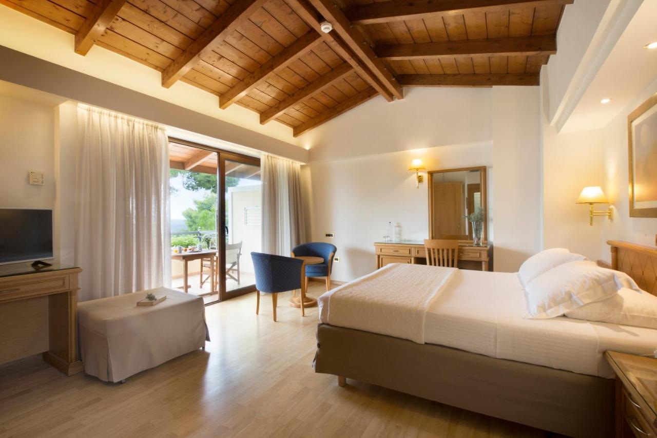 Negroponte Resort Eretria Экстерьер фото